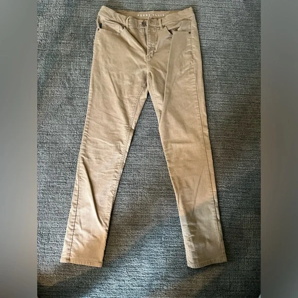 4 Pairs of Men’s Jeans